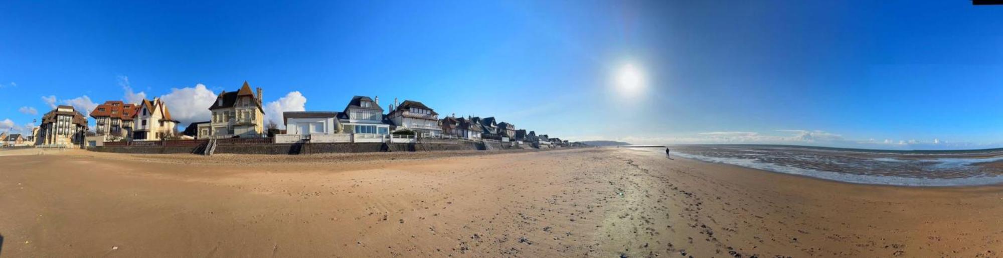A 10 Minutes A Pieds De La Plage, Residence La Corniche Du Mont Canisy - Traveller Award 2023 Блонвиль-сюр-Мер Экстерьер фото
